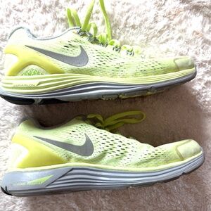 NEON YELLOW NIKE LUNARLON LUNATGLIDE 4 Size 8